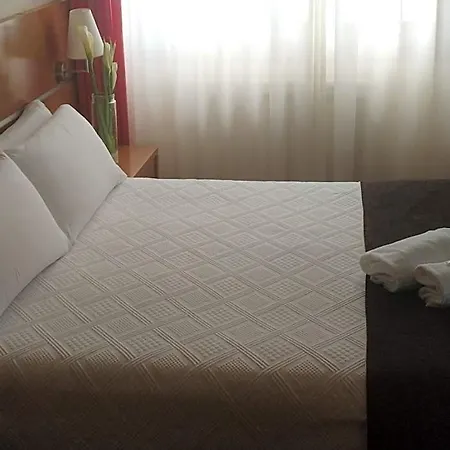 Hotel Avion