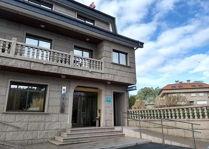 מלון Avion By Bossh!