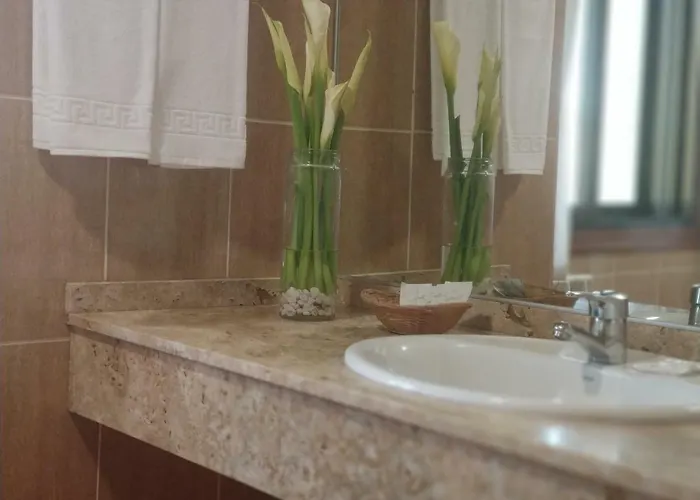 Avion By Bossh! מלון 2*